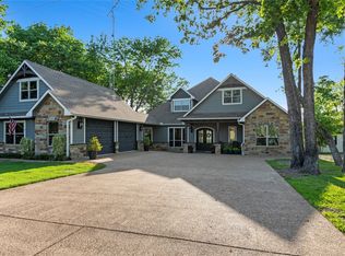 116 Deer Island Rd, Mabank, TX 75156