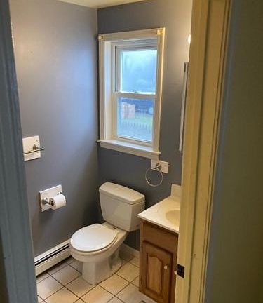 5th image of 38 Bank St #3