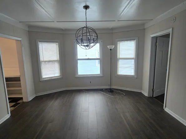 193 Wickham Ave #2R, Middletown, NY 10940