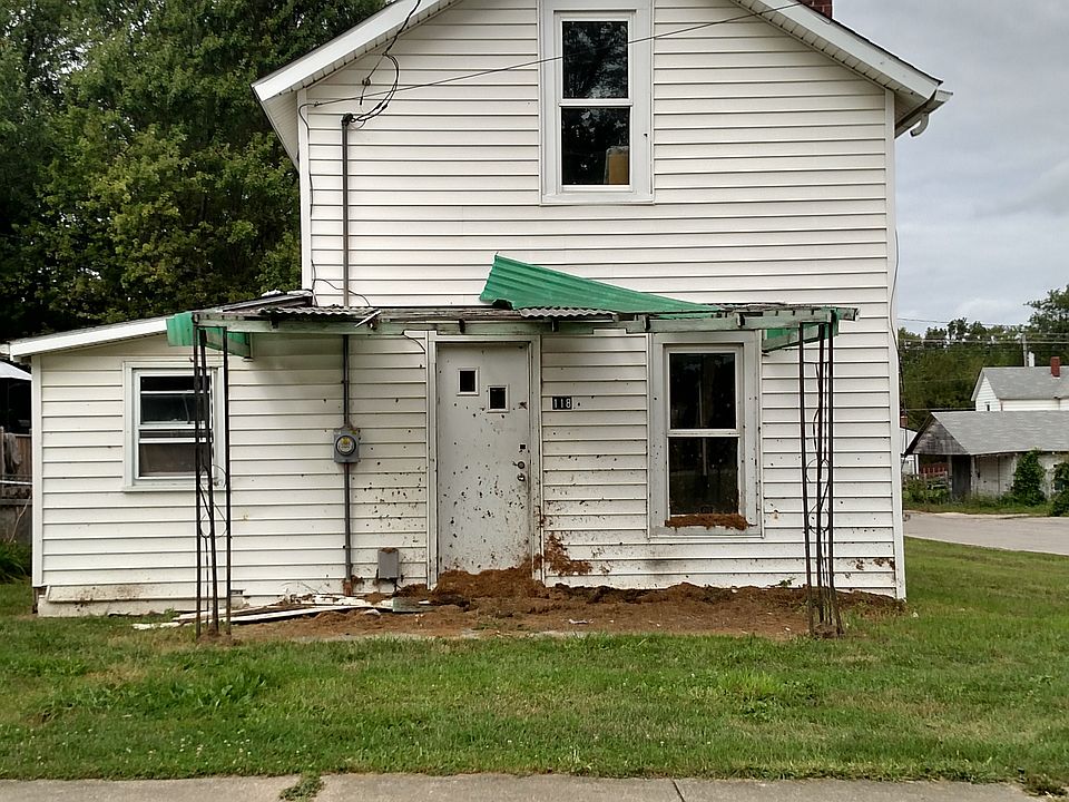 1st image of 118 2nd St