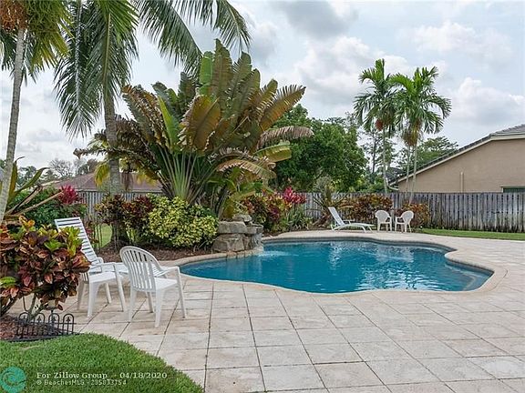 5th image of 5200 NW 65th Ave