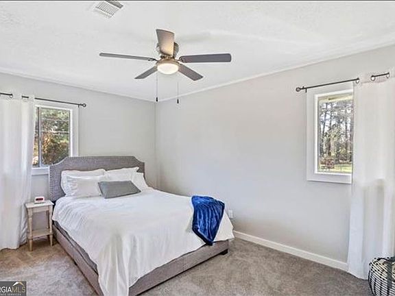 5th image of 8170 Huntington Dr