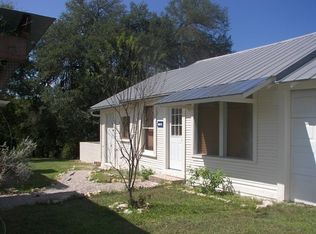 807A Cherry St, Bandera, TX 78003