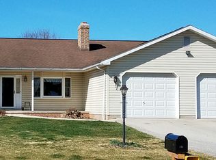 198 Crest View Dr, East Berlin, PA 17316