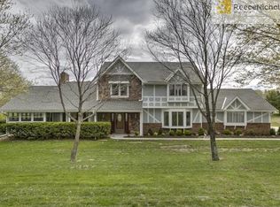 8611 Nebo Hills Rd, Liberty, MO 64068