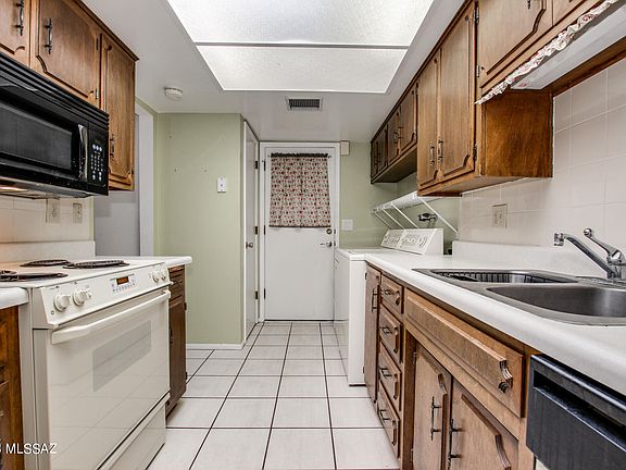 4th image of 9450 E Asoleada Dr