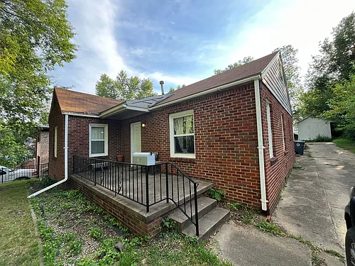 728 N Marion Ave Photo 1