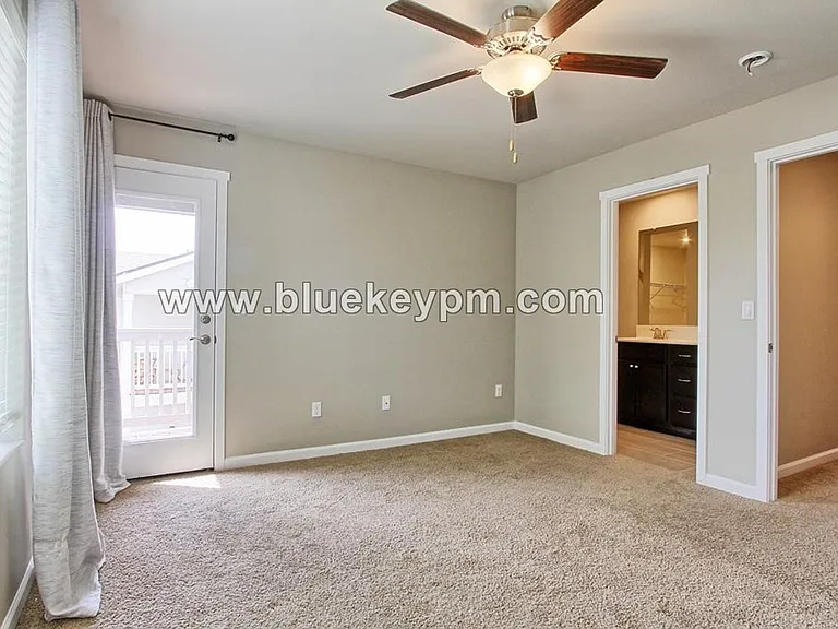 7104 NE 155th Pl — Photo 7