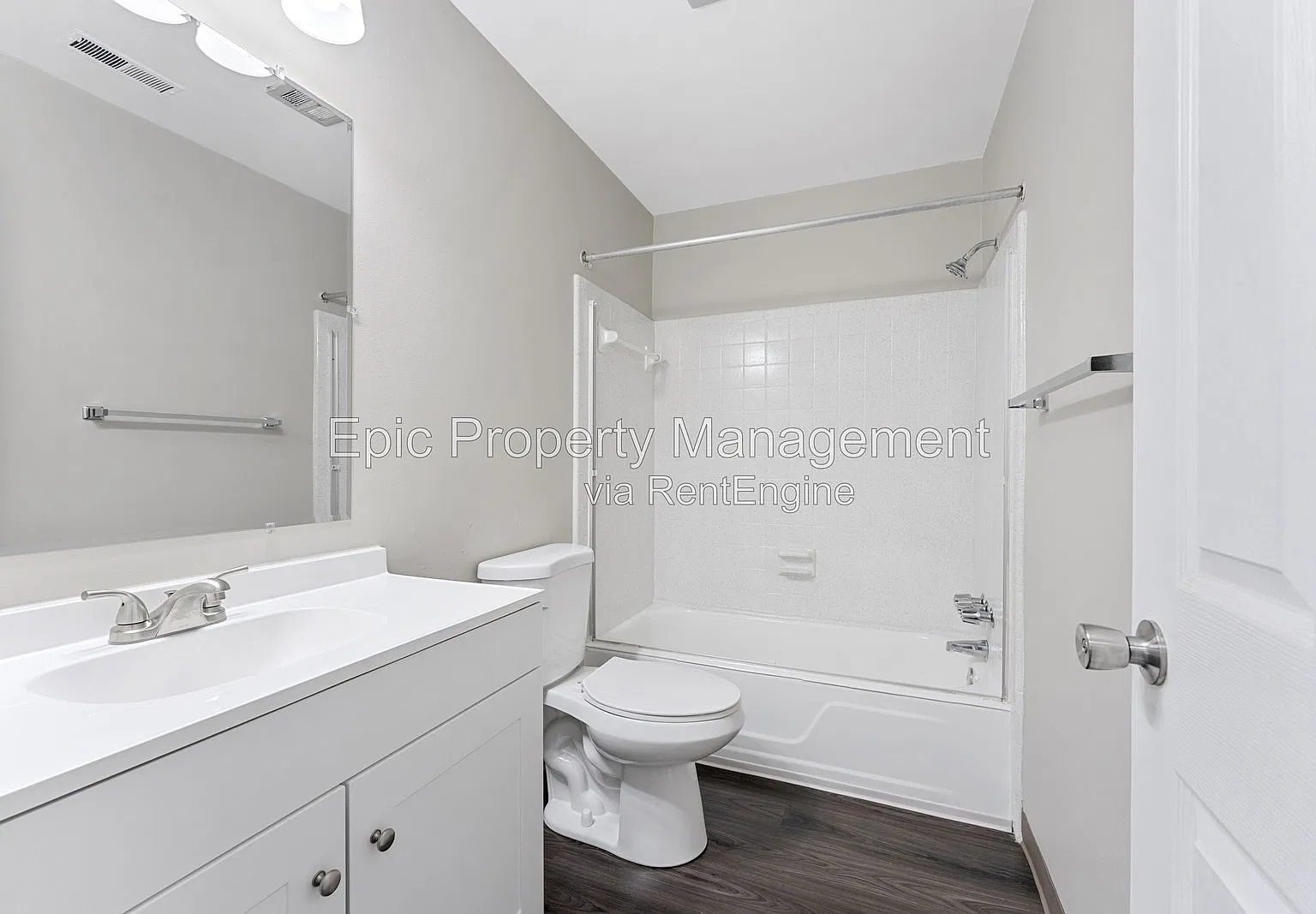 1 bed, 1.0 bath, $1,095 — Photo 4