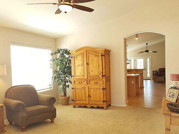 3rd image of 33420 N 46th Pl