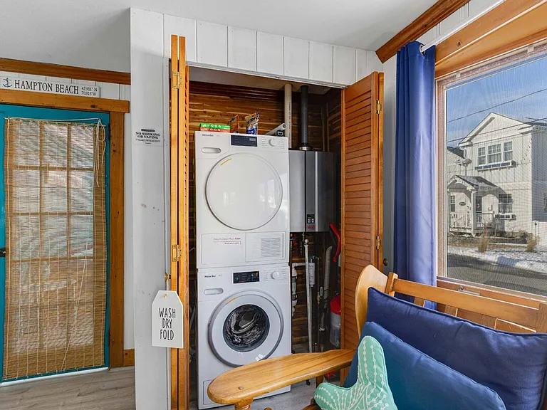 Laundry Room Cabinet