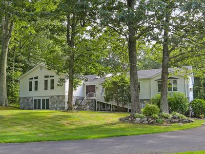 89 Cranbury Drive, Trumbull, CT, 06611