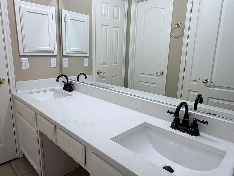 2735 Brookside Ln — Photo 17