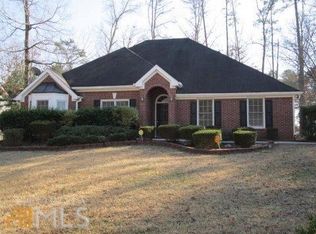 59 Southern Golf Ct, Fayetteville, GA 30215