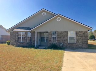 712 Waterfield Dr, Hinesville, GA 31313