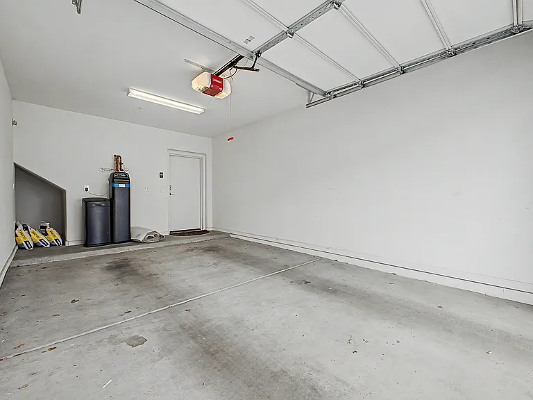 900 S Canal Dr #231 — Photo 35