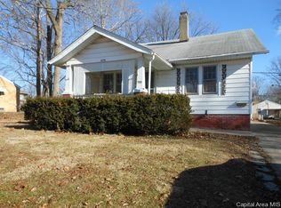 1050 N Summit Ave, Decatur, IL 62522