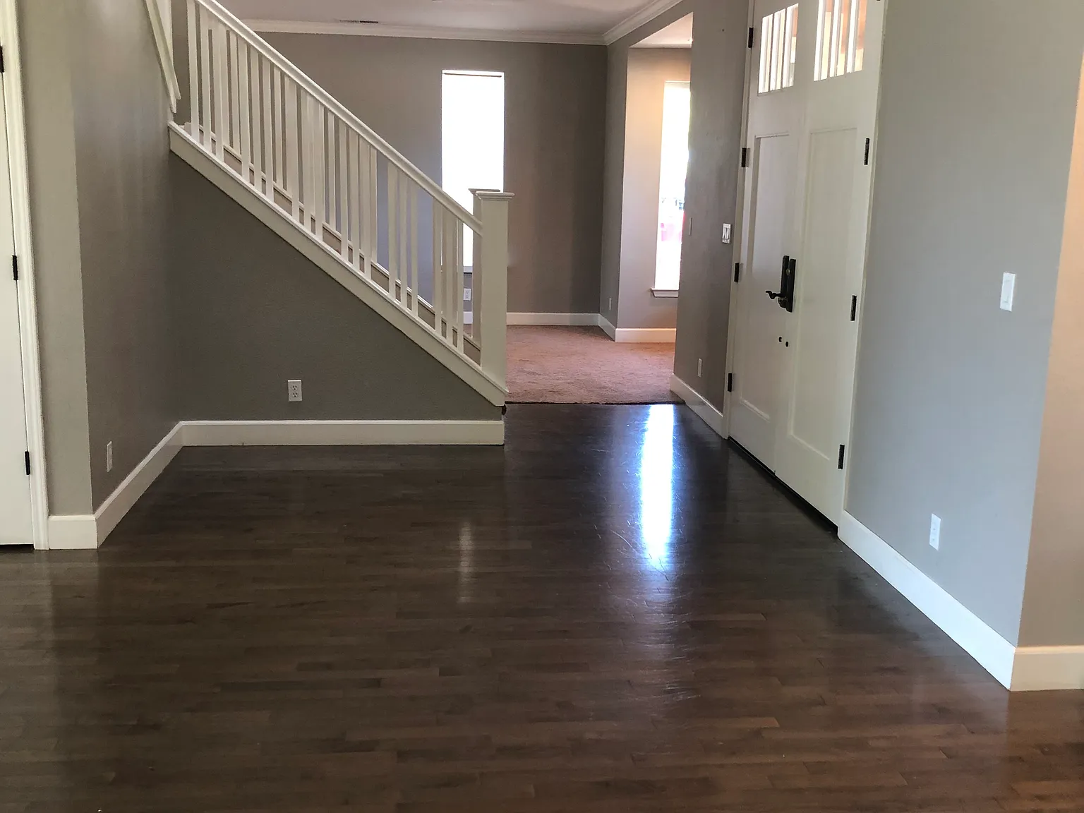 4 bed, 2.5 bath, 2400 sqft, $3,800 — Photo 4