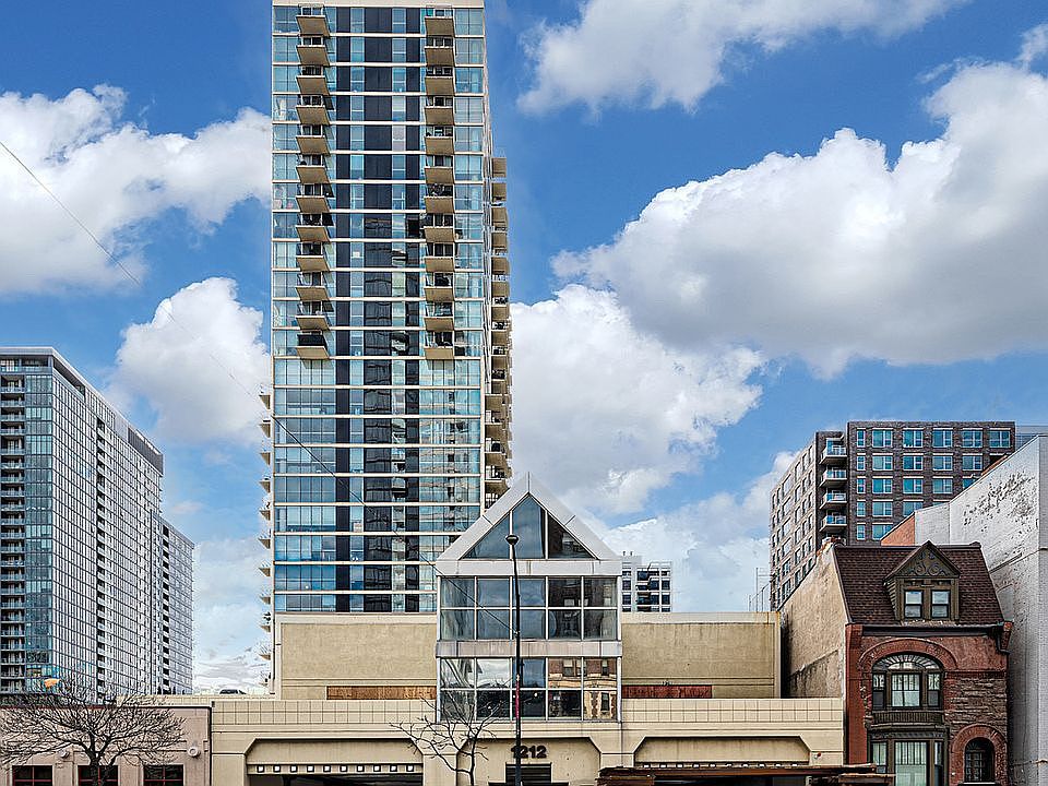 1st image of 1212 N Lasalle St #1107
