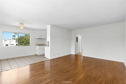4924 Kester Ave #16 Photo 1 4924 Kester Ave #16 Photo 1