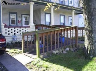 561 Madison St, Conneaut, OH 44030