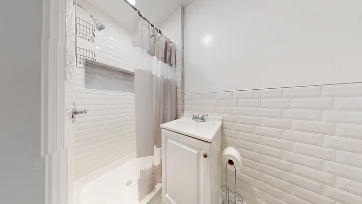 Rented by Keller Williams NYC | media 34