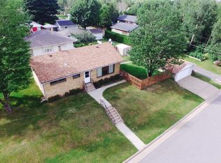 402 Pleasant St, Gilbert, MN 55741