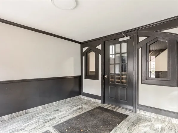 1209 E Madison Park/1210 E Hyde Park Blvd, 1209 E Madison Park #1210-1, Chicago, IL 60615