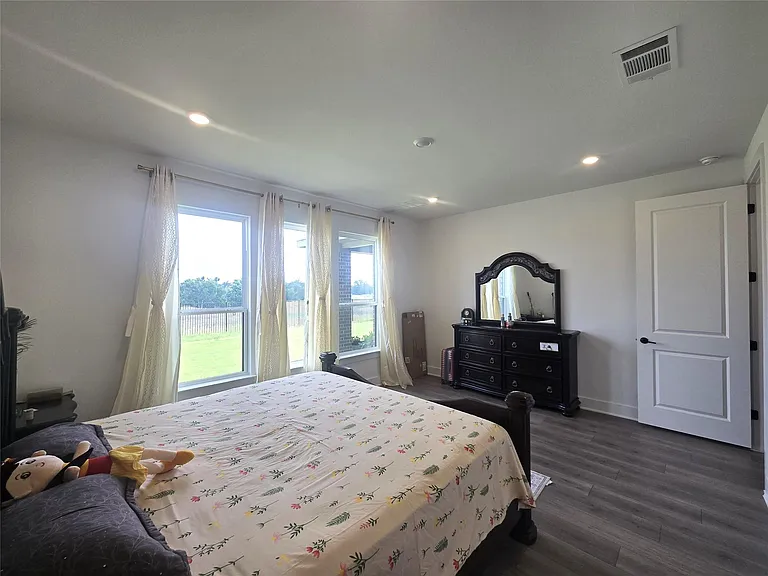 124 Ribera Dr — Photo 16