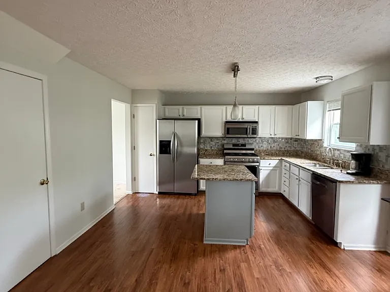 1510 Cottonwood Dr — Photo 13
