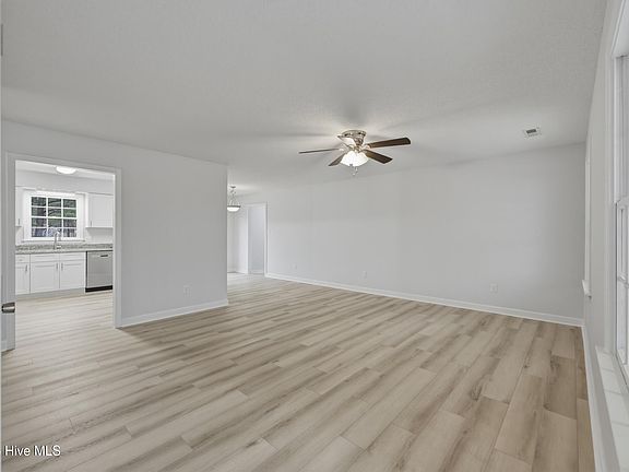 5th image of 4010 Timmerman Drive