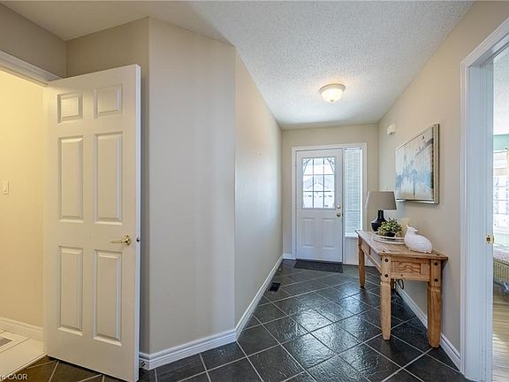 5th image of 18 Carolina Way