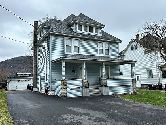 2nd image of 8 Howell St