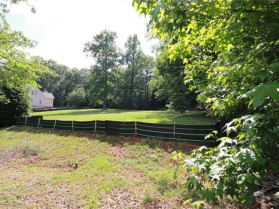 5th image of 104 Trinity Hollow Dr Lot 2B