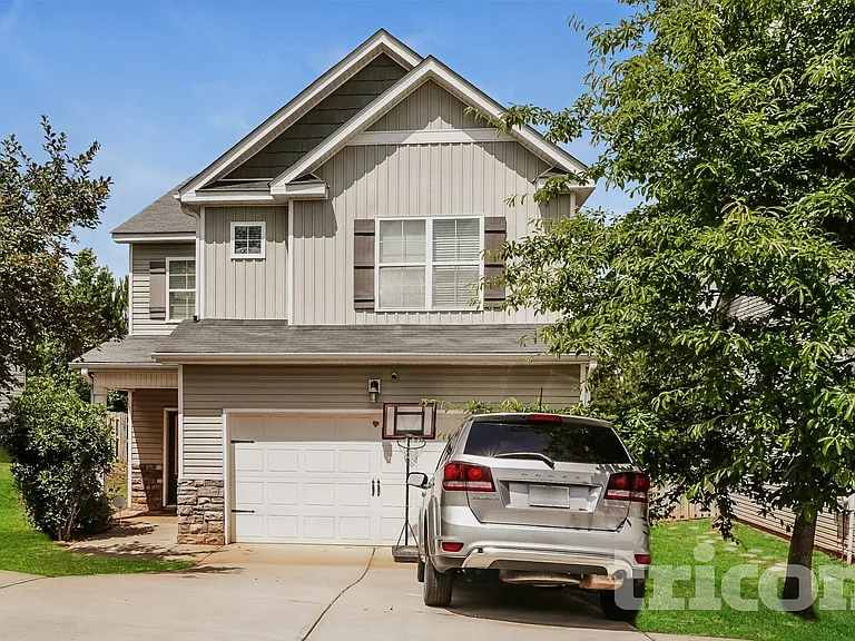 3923 Griese Ln — Photo 1