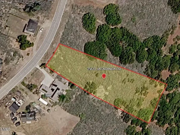 25610 Jacaranda Dr, Tehachapi, CA 93561