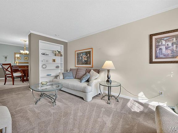 3rd image of 13449 Manorlac Dr