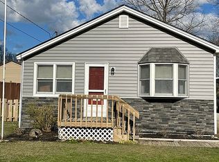 3233 Linda St, Akron, OH 44319