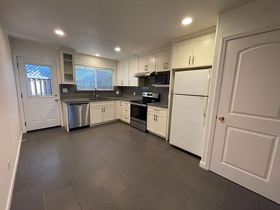 5th image of 10141B-10141B Pasadena Ave