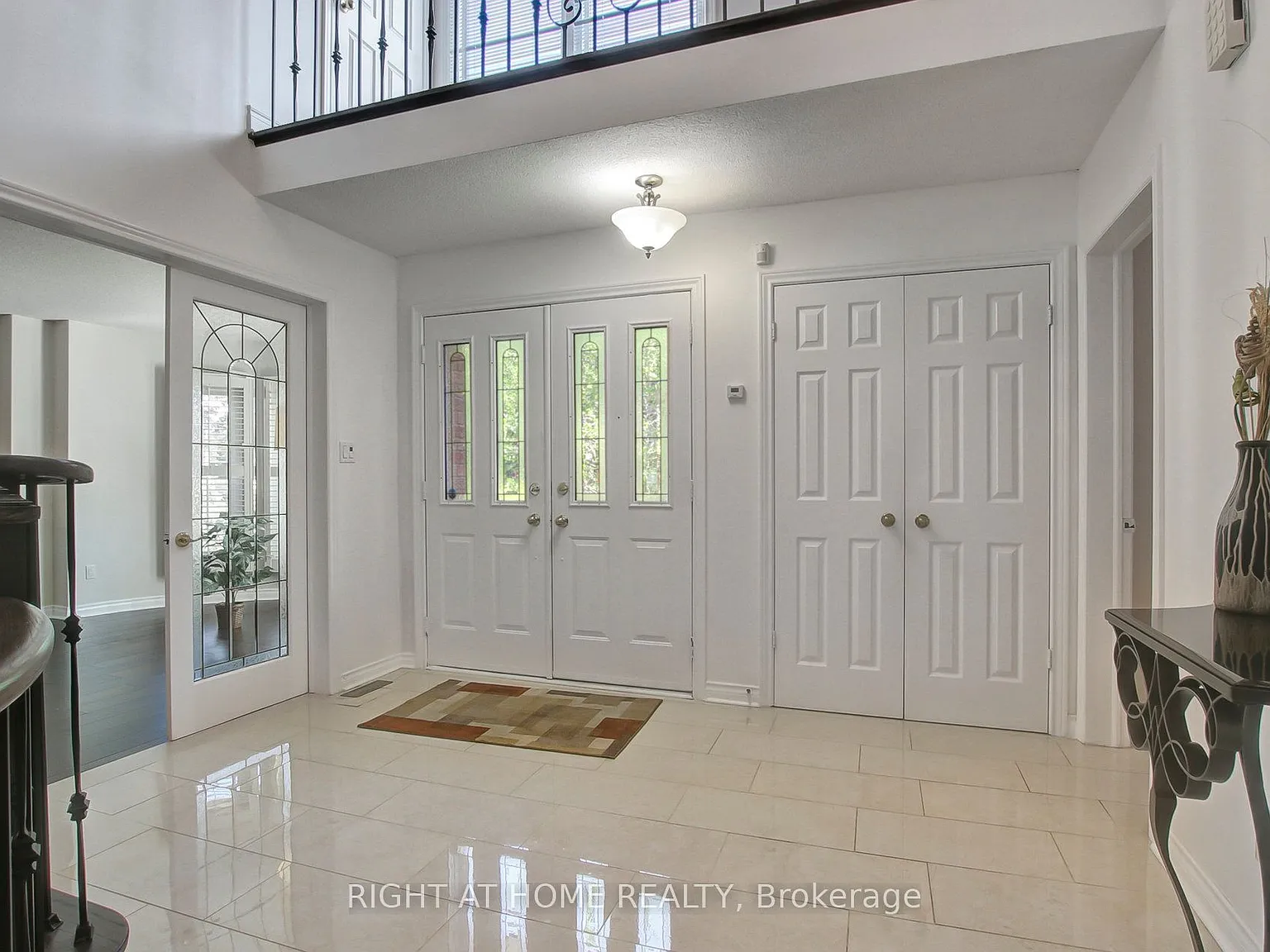 5 bed, $5,900 — Photo 3