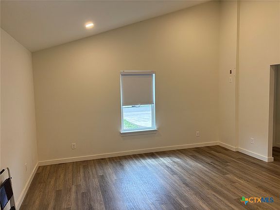 2nd image of 1100 Dartmouth St