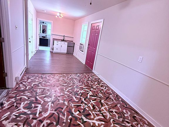 3rd image of 511 N B Street