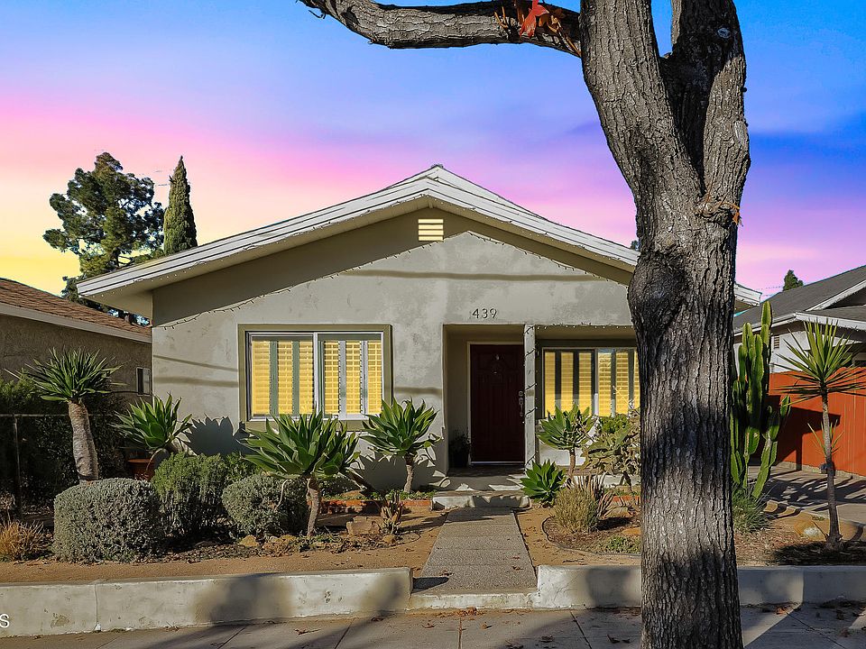 1st image of 439 Vineyard Pl