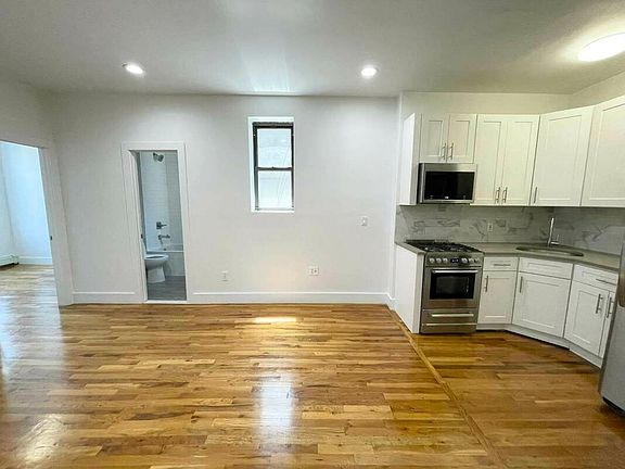 4th image of 651 Marcy Ave APT 3B