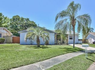 11272 Freedom Ct, Seminole, FL 33772