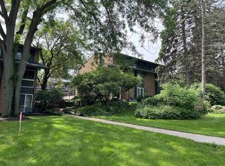 6247 Charing Cross Ln UNIT A, Middleton, WI 53562