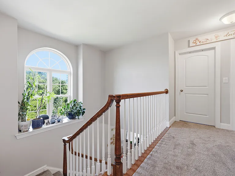 10 Richard Rd — Photo 10