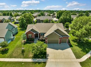 1027 N Beau Jardin Cir, Derby, KS 67037