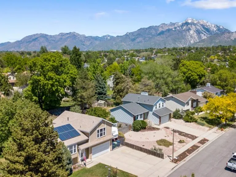 779 E Park Mesa Way — Photo 4