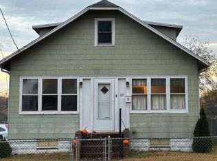 223 W Evesham Rd, Runnemede, NJ 08078